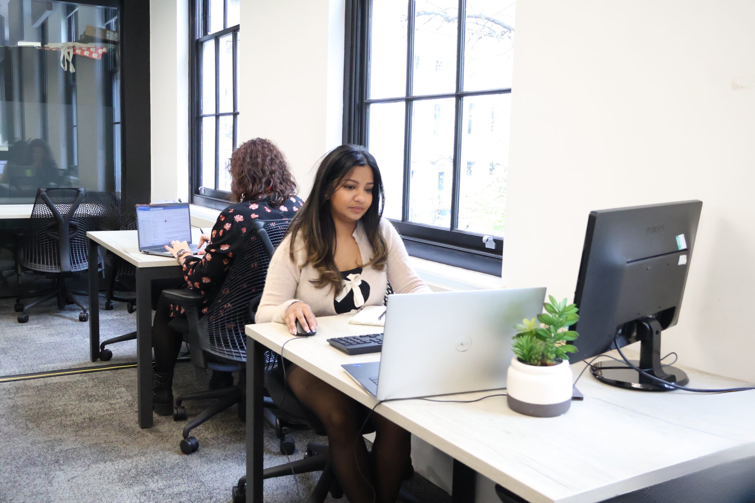 Workspace vs. Traditional Office Spaces: What’s Right for Your Bristol Business in 2025?